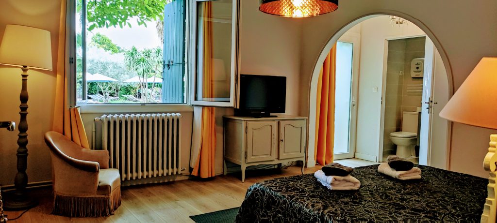 Suite Parentale climatisée du gîte Plein Sud aux Coquilloux à Montpellier