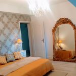 Suite parentale du Gîte Plein Sud aux Coquilloux location de vacances en gîte de charme avec grande Piscine dans le 34 à Montpellier 0623022756