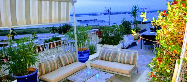 Les terrasses du front de mer location de vacances à la semaine ou au mois avec grande terrasse sur la plage de Palavas